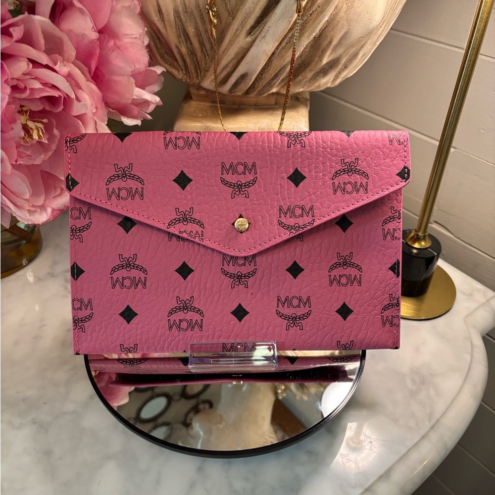 NIB MCM Women's snap envelope Clutch - Pink or Blue GWP - Picture 7 of 14